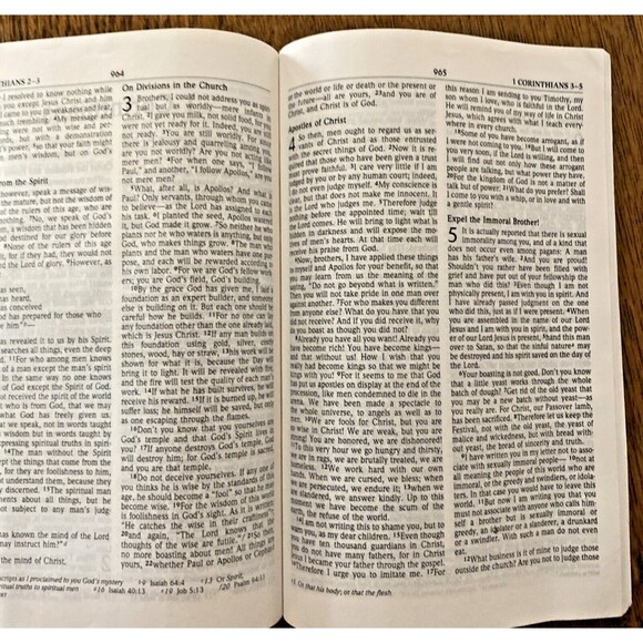 Thinline Holy Bible-NIV by Zondervan 1996 Navy Blue VERY GOOD - Picture 7 of 8